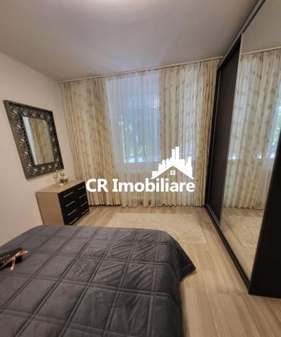 Apartament 4 camere Brancoveanu/ Parcare/Centrala termica - Photo 3