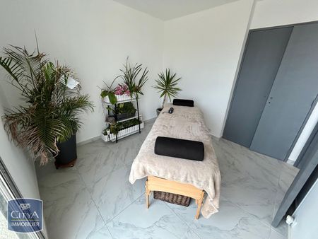 Location Appartement 5 pièces 87m² TOULON 83000 - Photo 3
