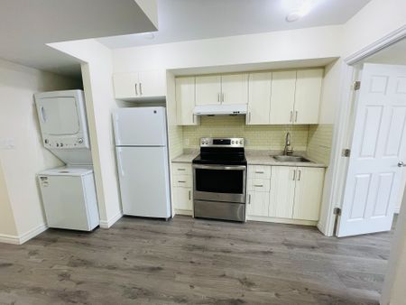 For Lease - 721 Danforth Avenue Unit# 2A, Toronto, Ontario - Photo 3