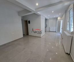 Διαμέρισμα για ενοικίαση - Νεάπολη, - Φωτογραφία 1
