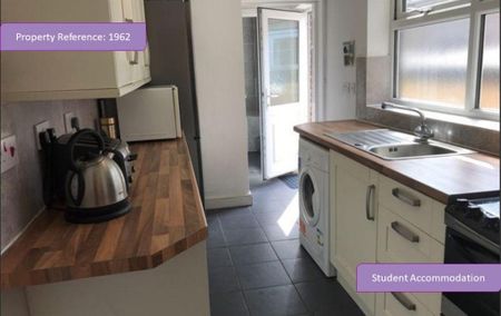 3 bedroom house share to rent - Photo 3