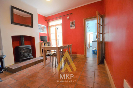 3 bedroom terraced house to rent - Photo 4