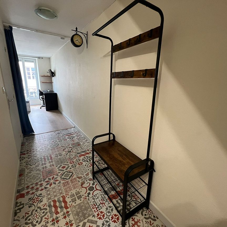 Apartment - Photo 1