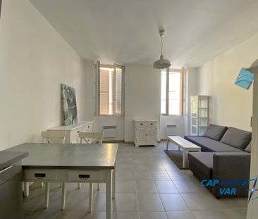 Location Appartement 1 pièce 24m² LE BEAUSSET 83330 - Photo 4