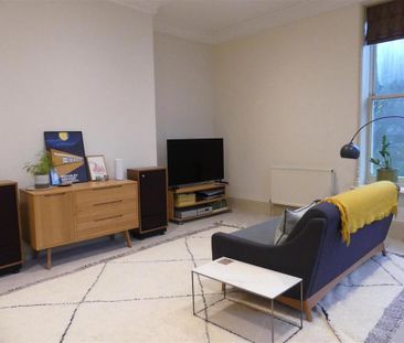 3 bedroom apartment to rent - Photo 3