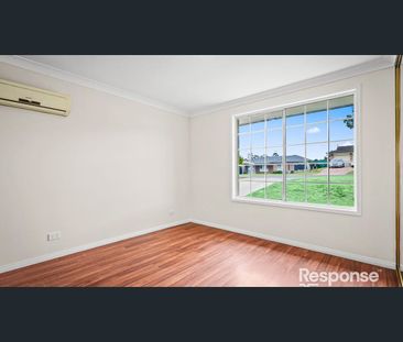 FAMILY HOME WITH POOL - Photo 4