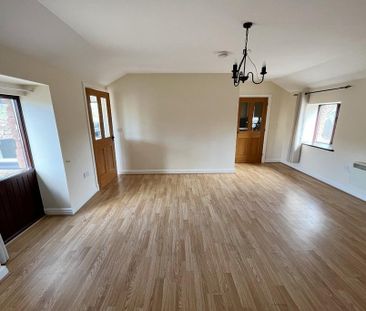 1 bedroom barn conversion to rent - Photo 1