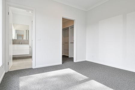1/3 Valma St , BAYSWATER - Photo 2