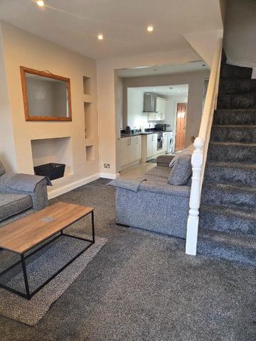 21 Heatherbell Street, Belfast, BT5 4SP - Photo 3