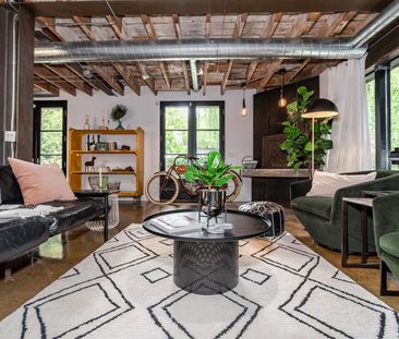 For Lease - 9 Peyton Lane, Toronto, Ontario - Photo 1