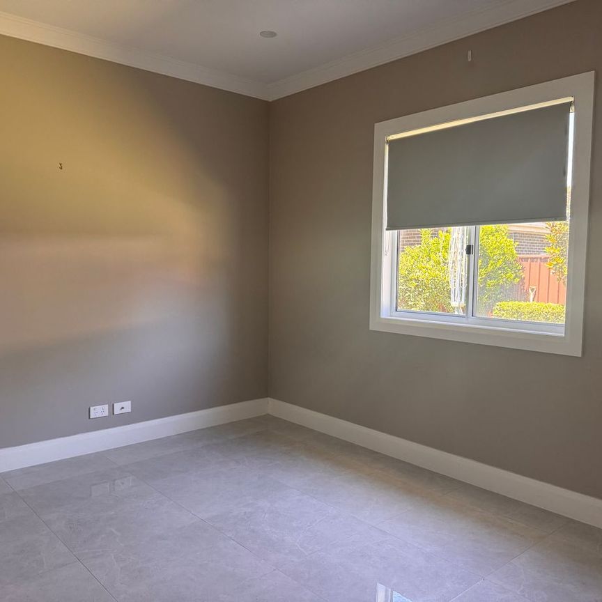 SPACIOUS 2 BEDROOM GRANNY FLAT - Photo 1