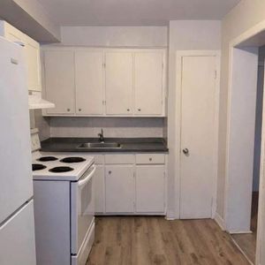 1 CH - 1 SDB - Montréal - $1,140 /mo - Photo 2