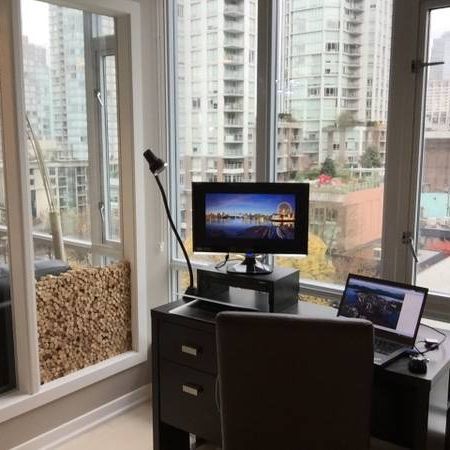 FURNISHED Park view 2bd/2bath+Den in Atelier. Lux Gym & Rooftop Patio - Photo 1