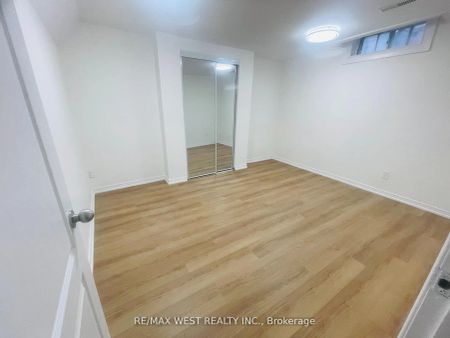 82 Dafoe Crescent #BSMT - Photo 5