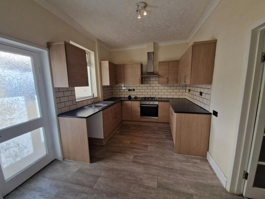 3 bedroom house to rent - Photo 1