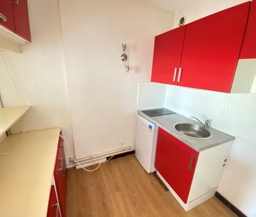 Location Appartement 2 Pièces 45 m² - Photo 2