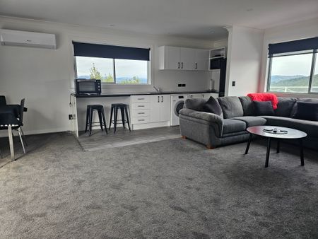 1 Mount Marua Way, Timberlea Wellington 5018 - Photo 2