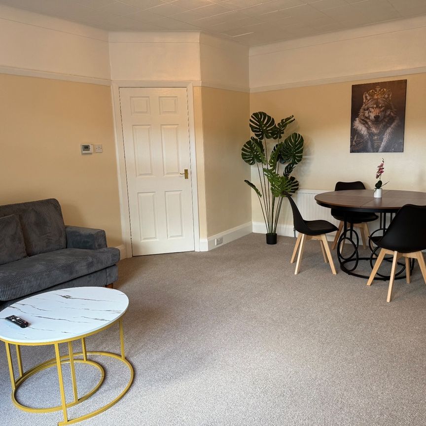 2 Bed Flat, Nethergreen Road, S11 - Photo 1