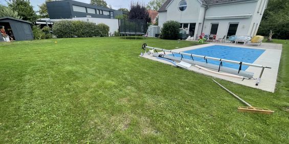 A Louer ! Magnifique maison meublée de 4 chambres avec piscine et jardin idéalement situé au Golf de la Wantzenau - Photo 3