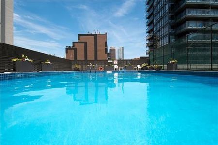 Continental Tower - Photo 2