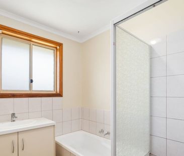 3 Bedroom Homette - Great Location - Photo 5