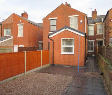 5 bedroom terraced house to rent - Photo 1