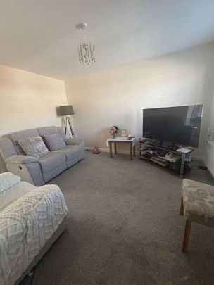 2 bedroom house to rent - Photo 1