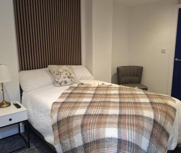 1 bedroom in a house share to rent - Photo 3