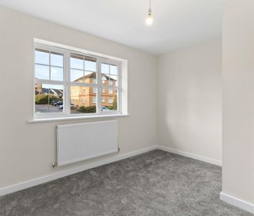 2 bedroom terraced house to rent - Photo 3