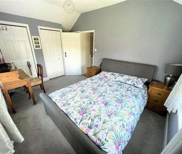 Anglesey Arms Road, Alverstoke, Gosport, PO12 - Photo 3