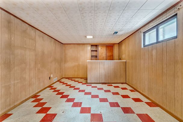 For Lease - 80 East 41st Street, Hamilton, Ontario - Photo 1