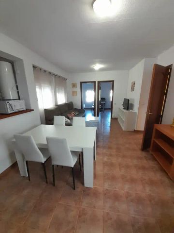 Piso de alquiler en Huerta de la Reina - Trassierra - Foto 2
