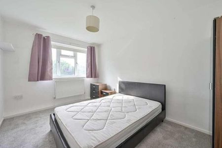 Chobham Gardens, Southfields, SW19 - Photo 4