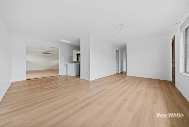 3 BEDROOM DUPLEX - Photo 1