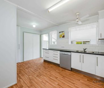 Comfortable Living in a Central Location - Photo 3