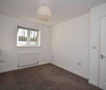 2 bedroom semi-detached house to rent - Photo 3
