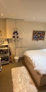 4 bedroom terraced house to rent - Photo 3