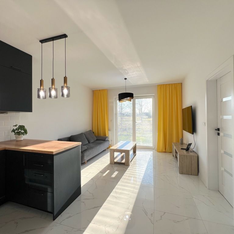 3 pokojowe mieszkanie na wynajem os. Staromieście - Фото 1