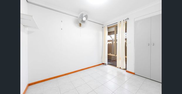 Beautiful, BIG Family Home! - Photo 1