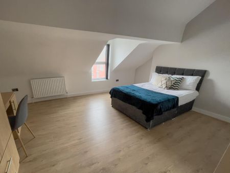 7 bedroom terraced house to rent - Photo 5