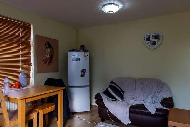 Minister Street, Cathays, CF24 - Photo 1