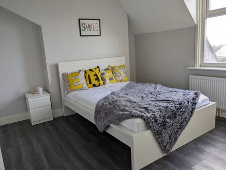 1 Bed Terraced House, Streatham High Road, SW16 - Photo 5