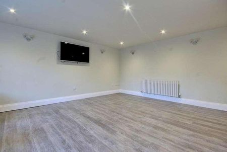 Main Street, Brandesburton, YO25 - Photo 5