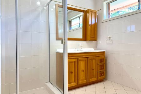 SUNFILLED FAMILY HOME WITHIN MATTHEW PEARCE CATCHMENT - Photo 5