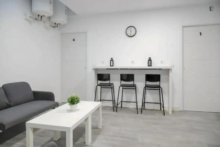 Estudio de alquiler en Opañel - Foto 5