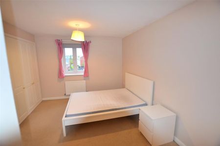 4 bedroom terraced house to rent - Photo 2