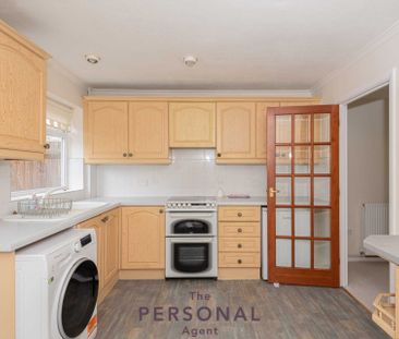 Dirdene Close, Epsom - Photo 6