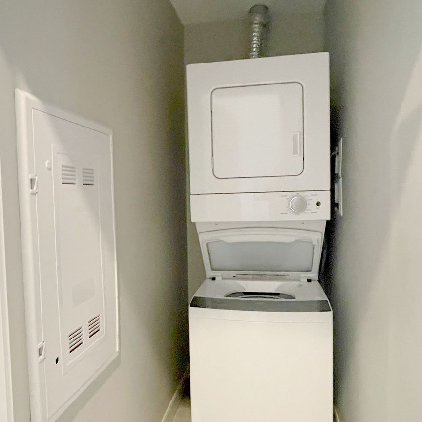 For Lease - 20 George Street Unit# 2102, Hamilton, Ontario - Photo 1