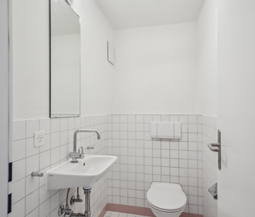 Tolle Wohnung - Zentral gelegen - Dusche und Bad! - Photo 2
