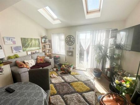 2 bedroom house to rent St. James Close, Hanslope, Milton Keynes, MK19 - Photo 2